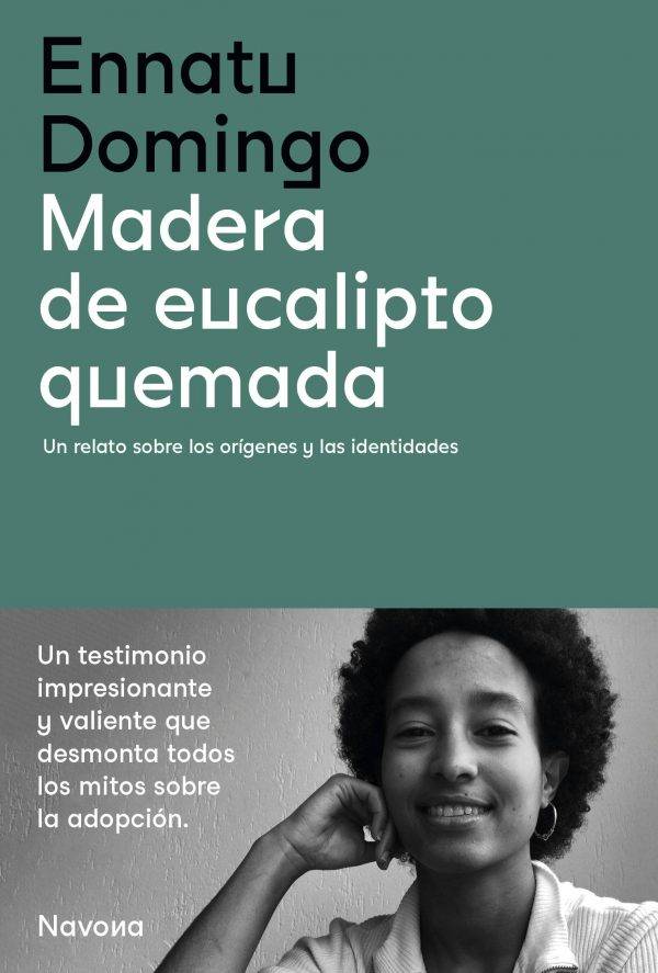 Madera de eucalipto quemada